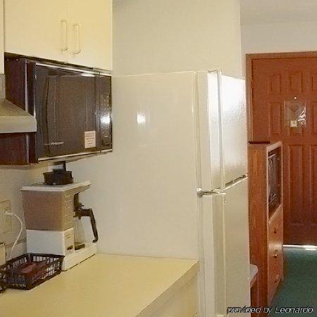 East Street Inn & Suites Tipton Room photo